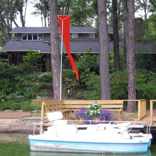 Solid Color Bird Deterrent Kit Dori Pole