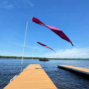 19' Bird Deterrent Kit with Solid Color 14' Pennant